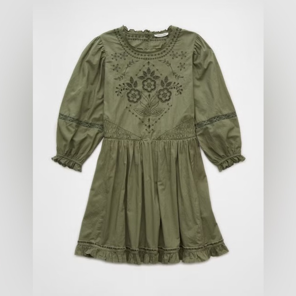 NWT AE Embroidered Puff Sleeve Mini Dress Size Small
